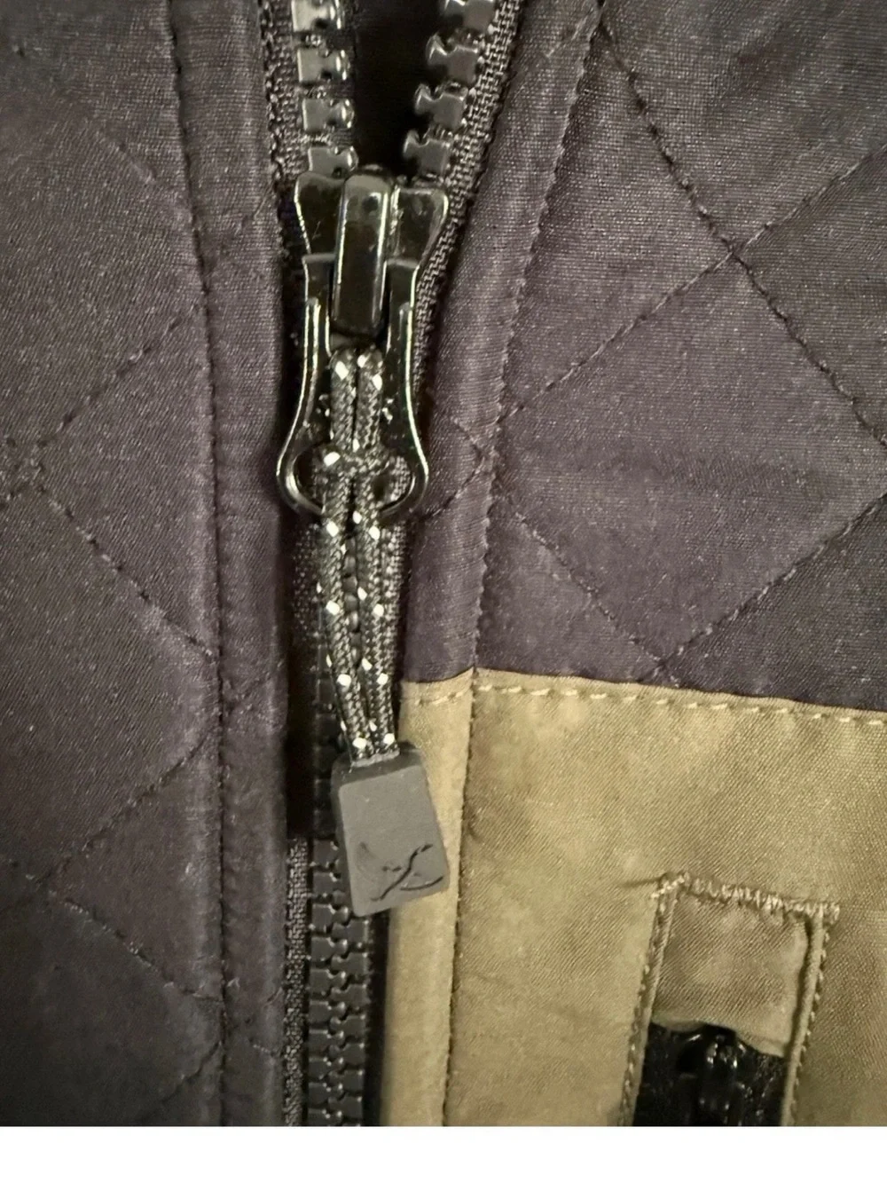 Eddie Bauer Quilted Fleece Jacket in Navy and Taupe Panel